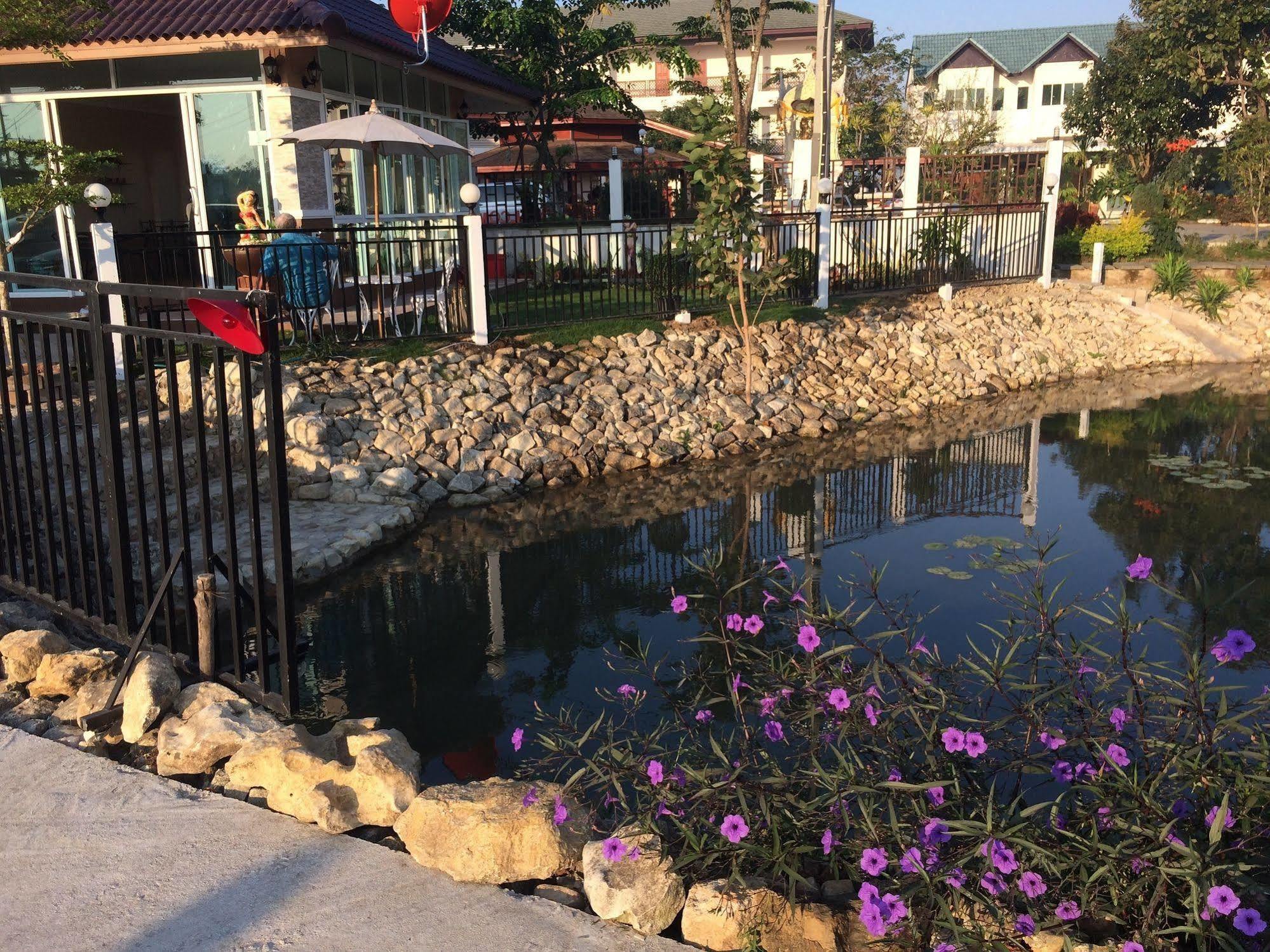Thana Ville Resort Mae Sot Exterior photo
