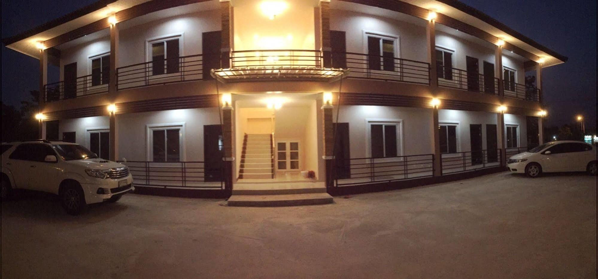 Thana Ville Resort Mae Sot Exterior photo